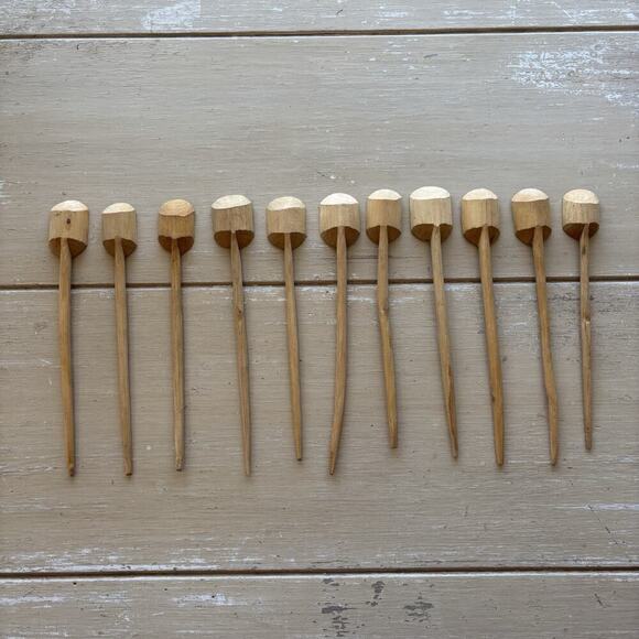 Set of 11 rustic hand-carved Mexican Folk Art Native Wooden Coffee Spoons - Picture 6 of 11